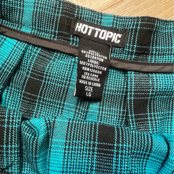 Vintage Y2K Hot Top Plaid School Girl Skirt - Picture 7 of 9